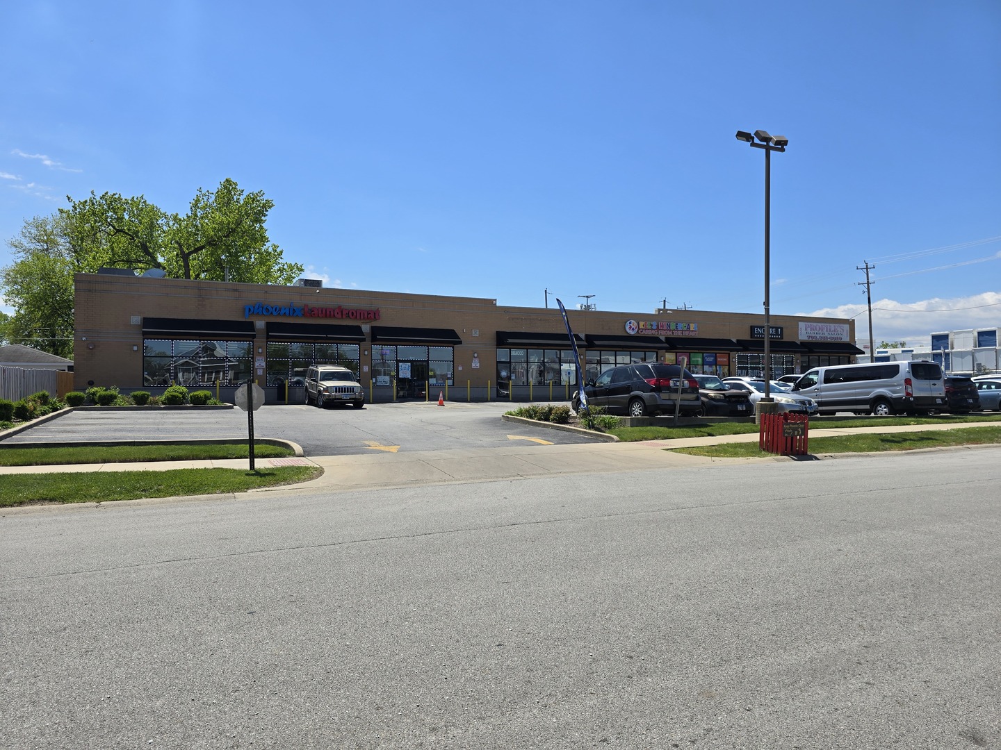 503 W 153 Street, Phoenix, IL