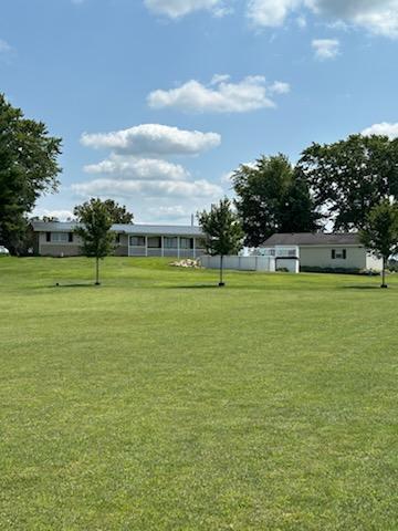 3135 E 2780 North Road, Donovan, IL