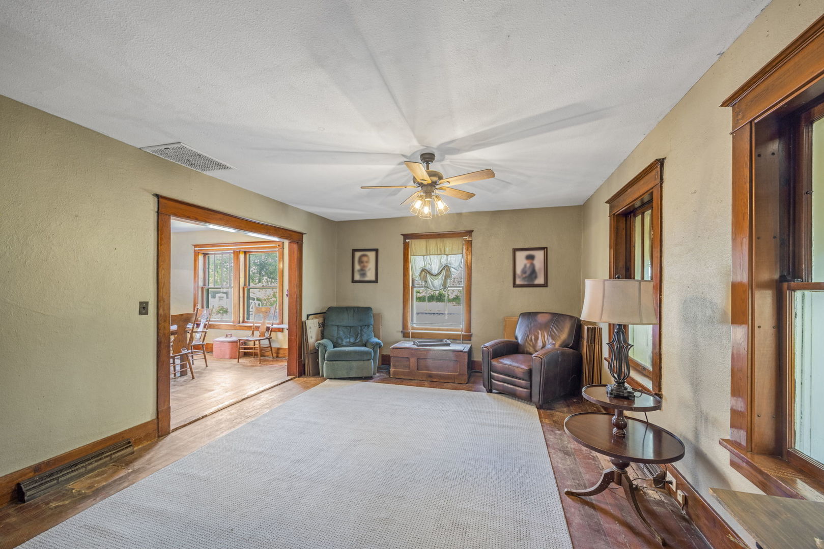9860 route 173 Highway, Capron, IL