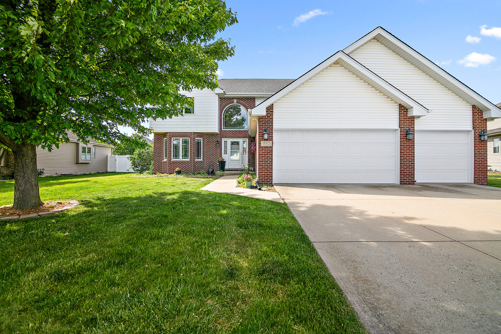 932 Coyote Trail, Manteno, IL