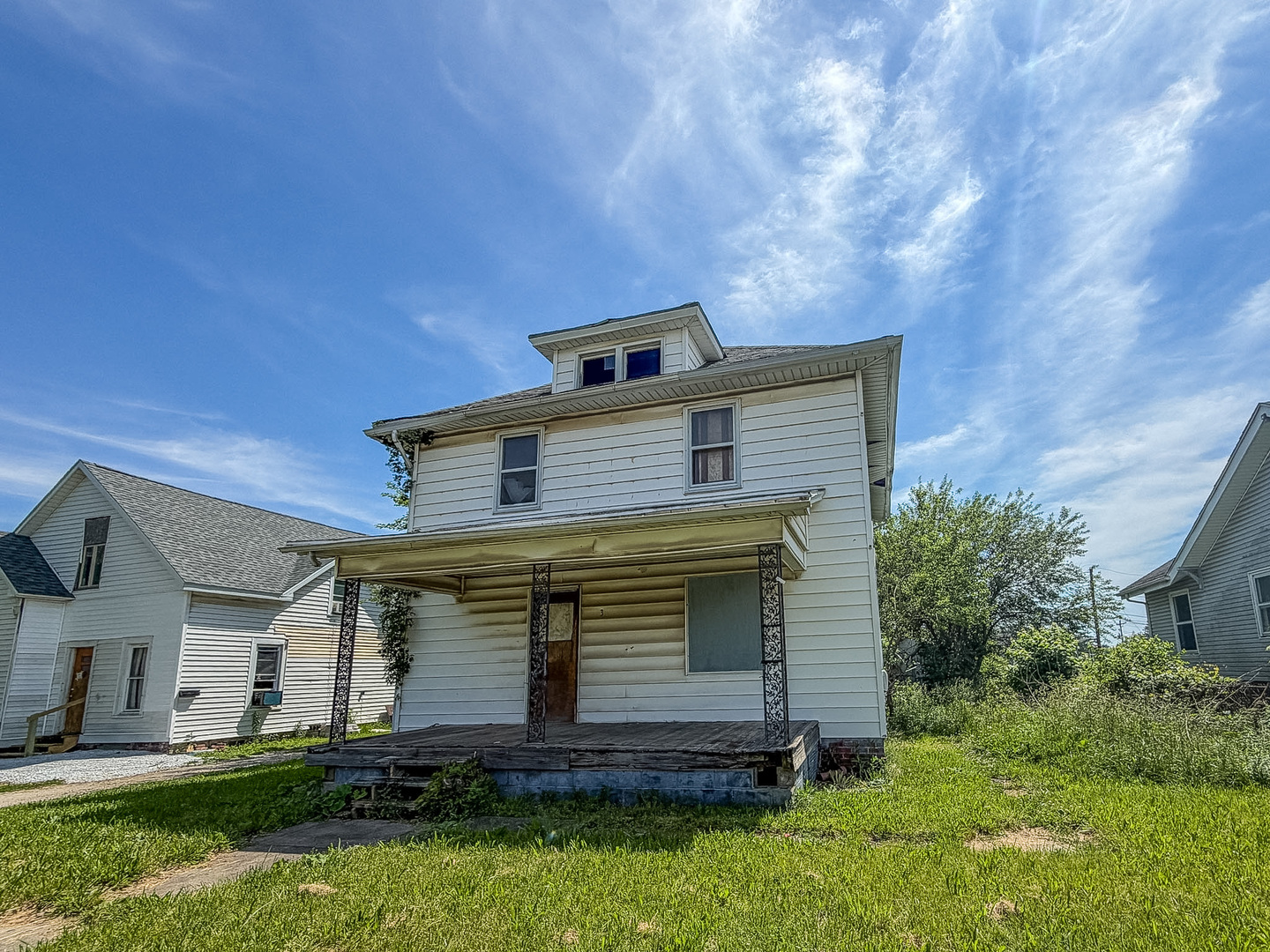 3 N State Street, Danville, IL