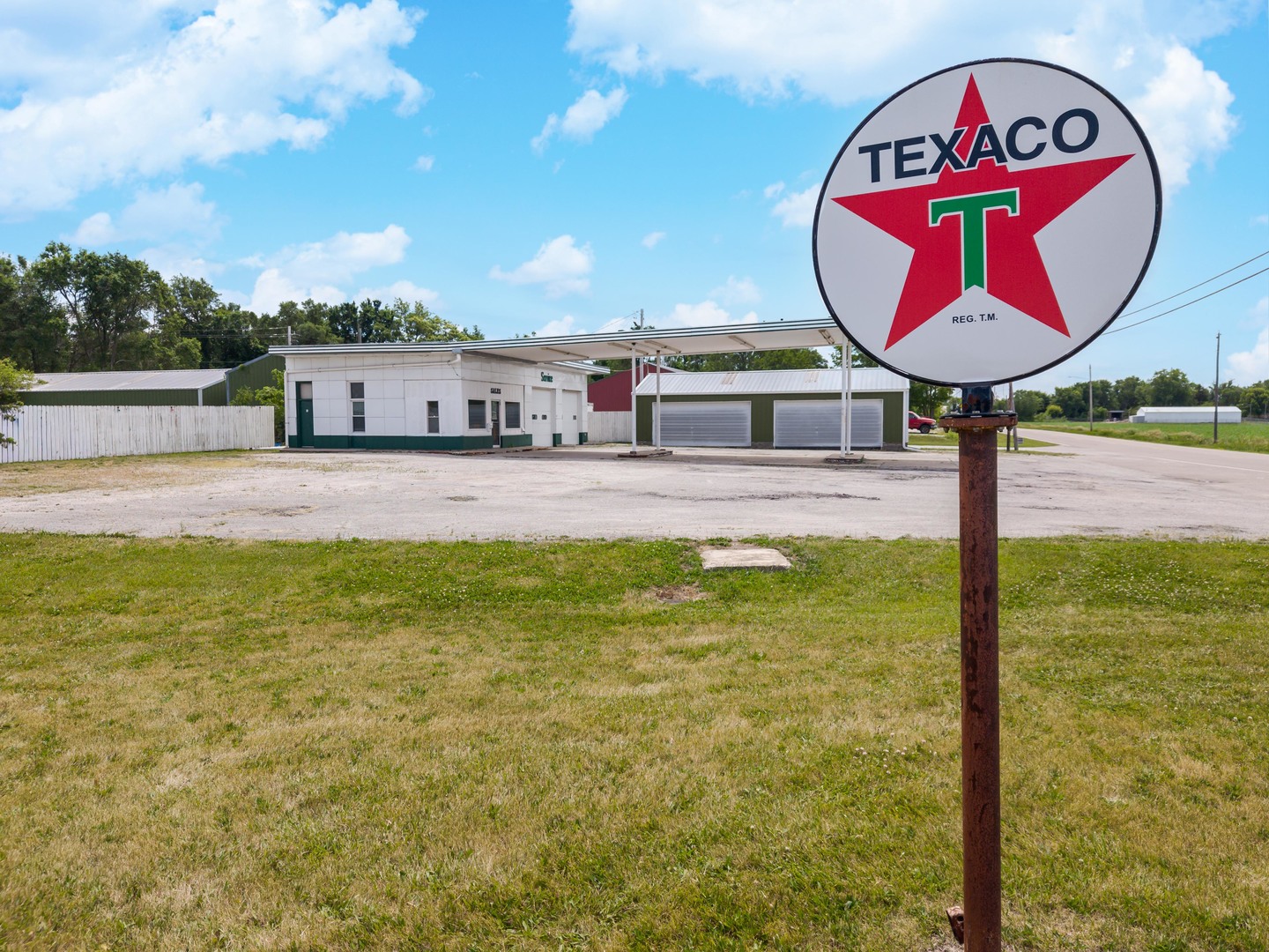 504 N Division Street, Chenoa, IL