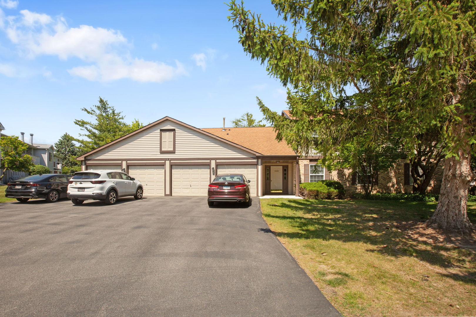 330 Wethington Drive #D, Wauconda, IL