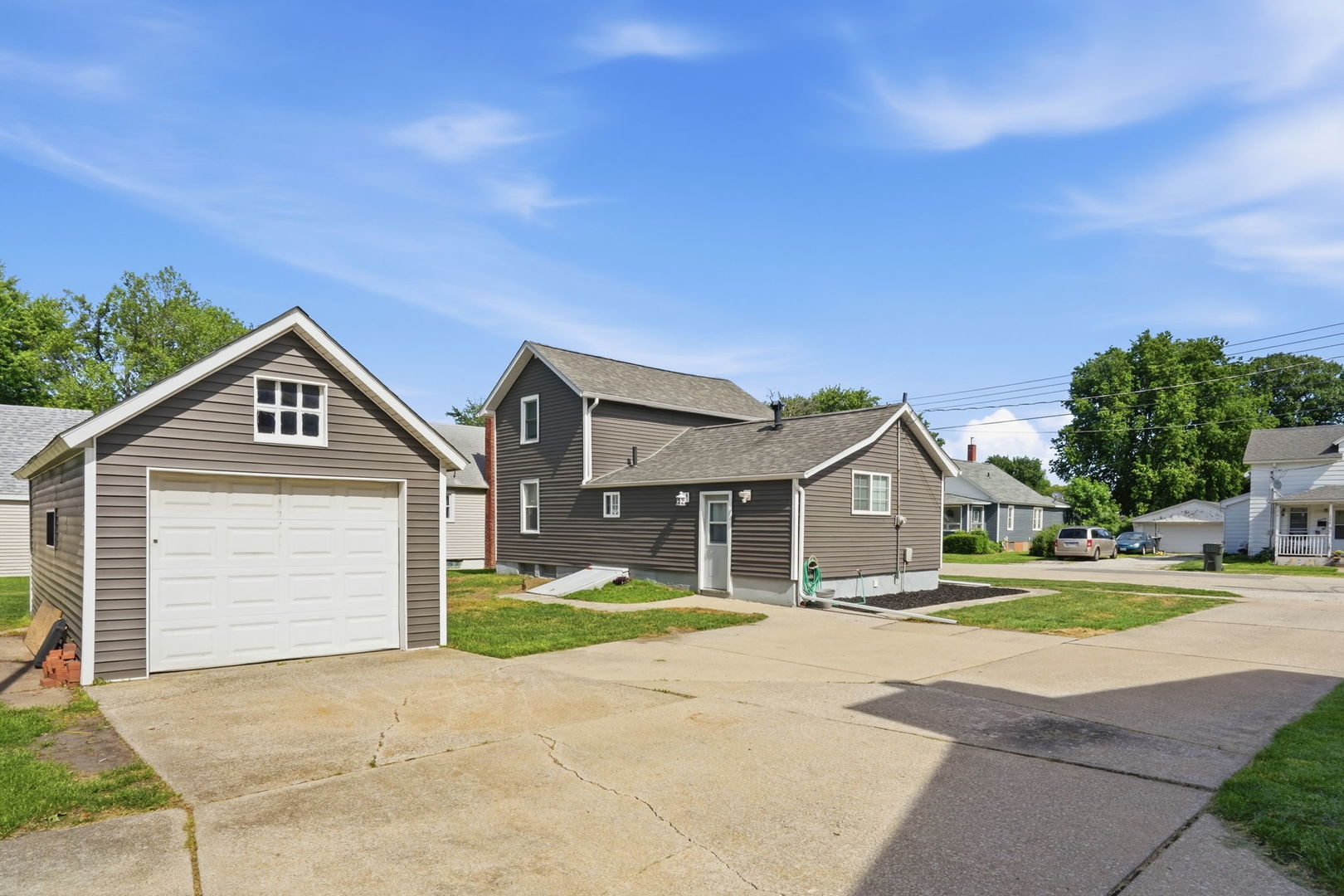 526 E Orange Street, Geneseo, IL