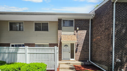 903 White Oak Lane, University Park, IL