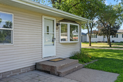 317 17TH Street, Milan, IL