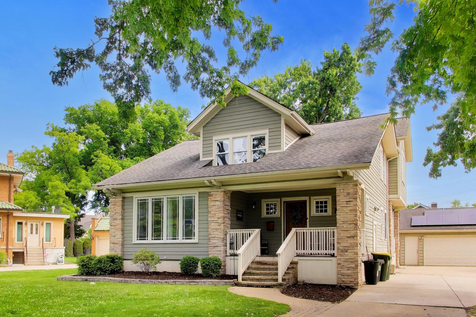 317 Olmsted Road, Riverside, IL