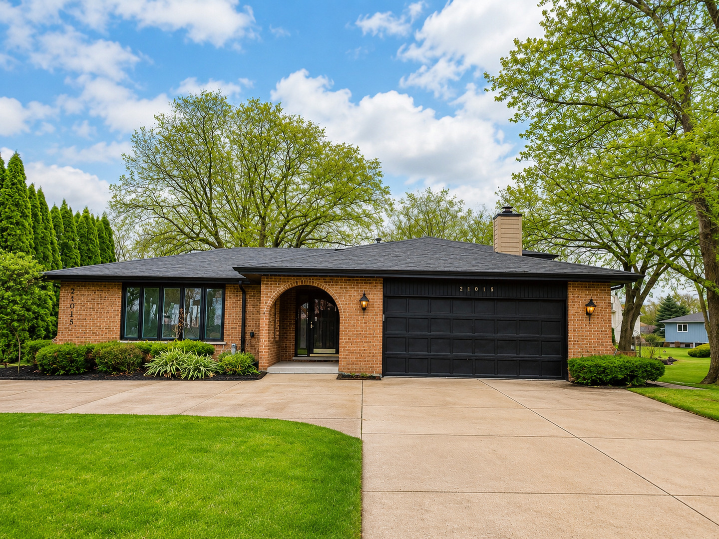 21015 London Drive, Olympia Fields, IL