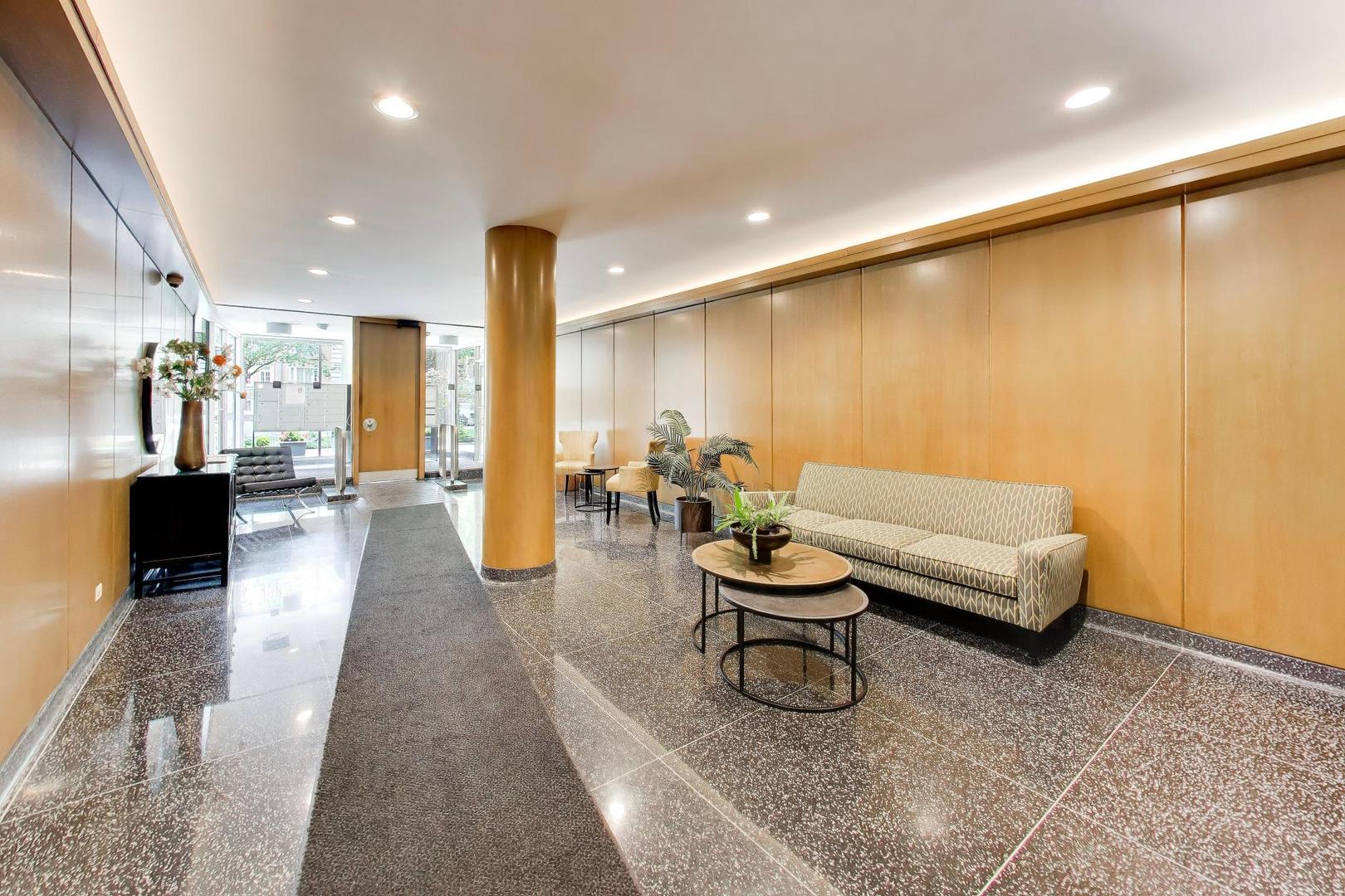 1508 HINMAN Avenue #3A, Evanston, IL