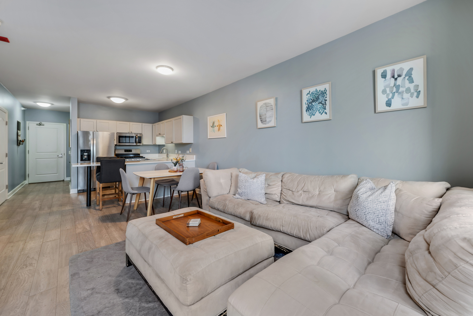 645 N Kingsbury Street #1403, Chicago, IL