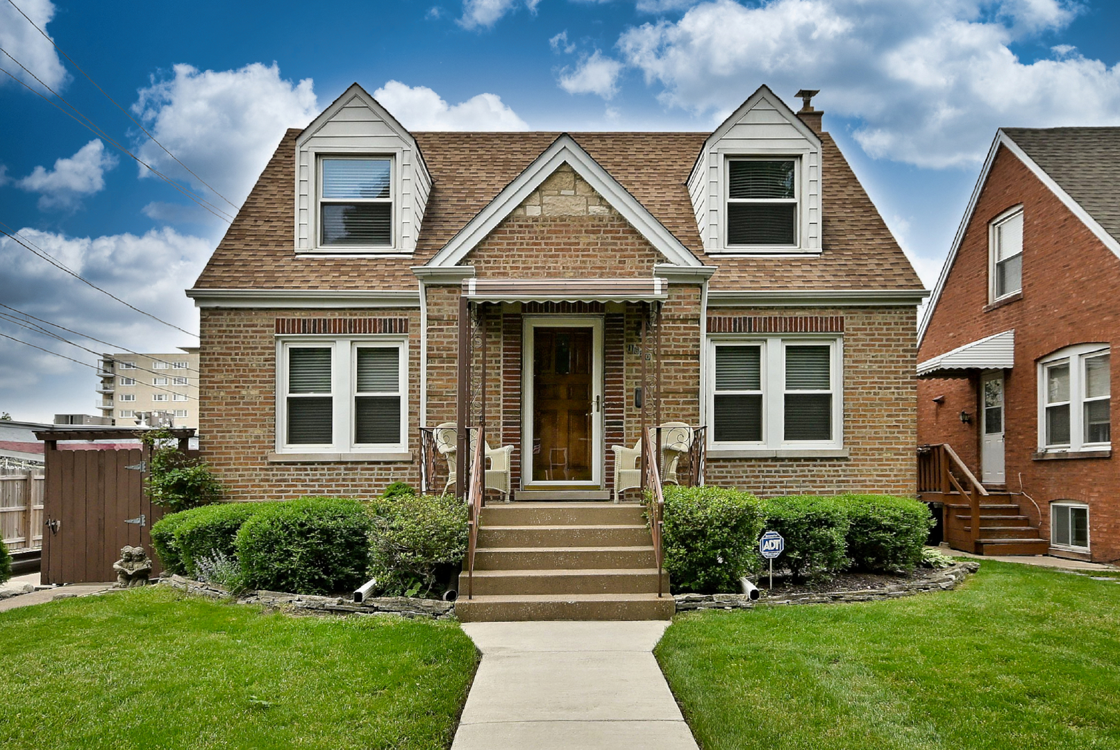 1620 N 73rd Court, Elmwood Park, IL