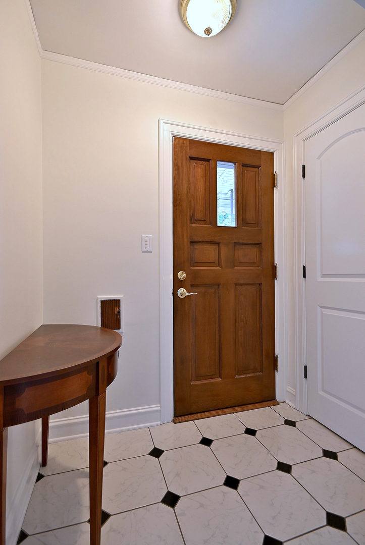 1620 N 73rd Court, Elmwood Park, IL