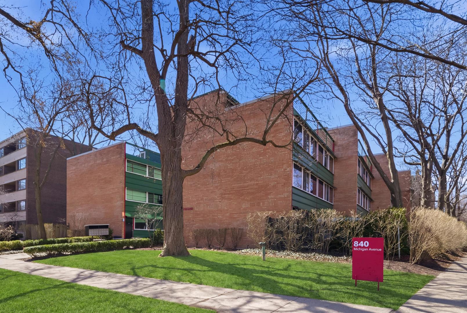 840 Michigan Avenue #10, Evanston, IL