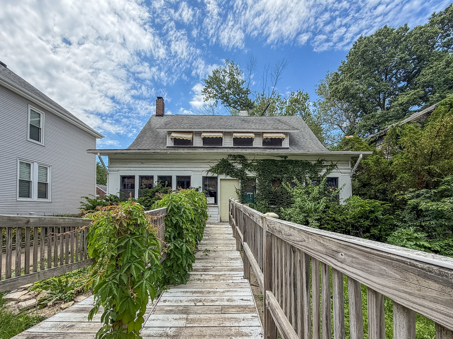 463 S Monroe Street, Decatur, IL