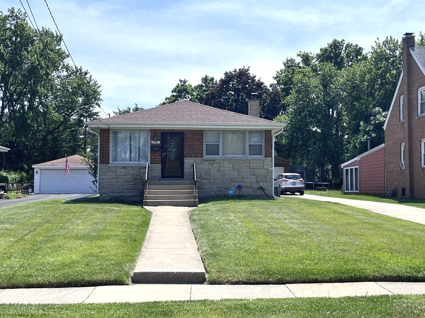 5707 Bohlander Avenue, Berkeley, IL