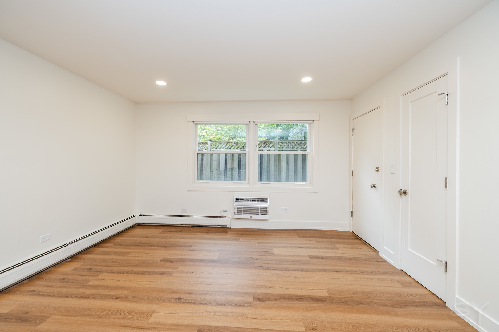 406 Franklin Avenue #1B, River Forest, IL