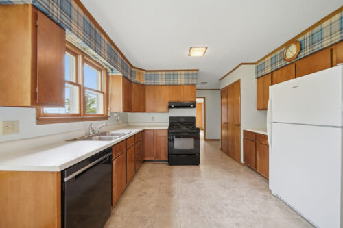 411 S McKendrie Street, Mount Morris, IL