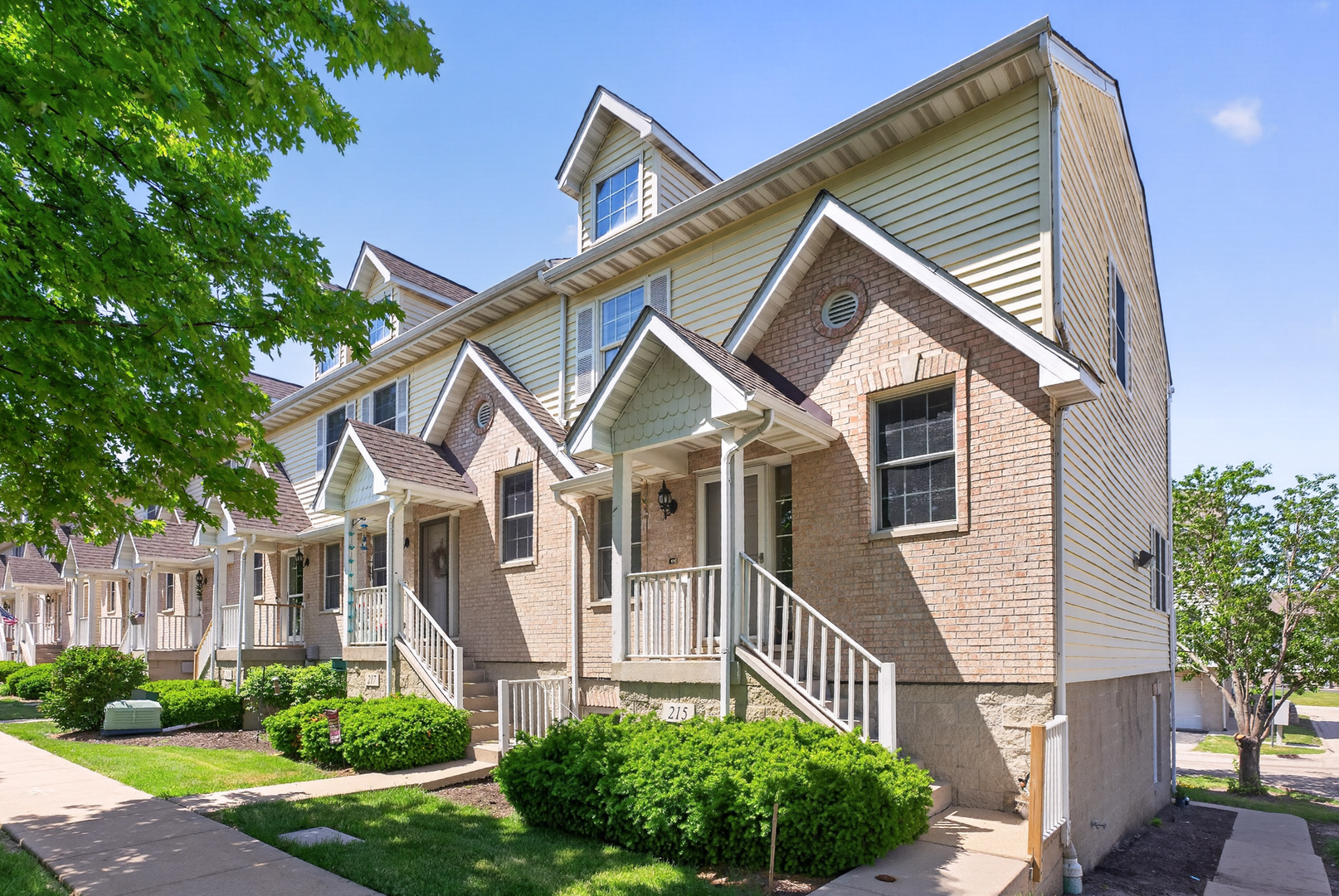 215 W Cortland Center Road #-, Cortland, IL