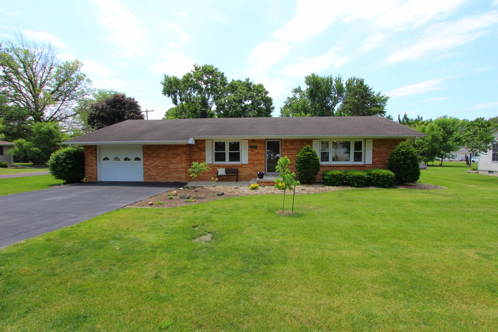 410 E Fifer Street, Colfax, IL