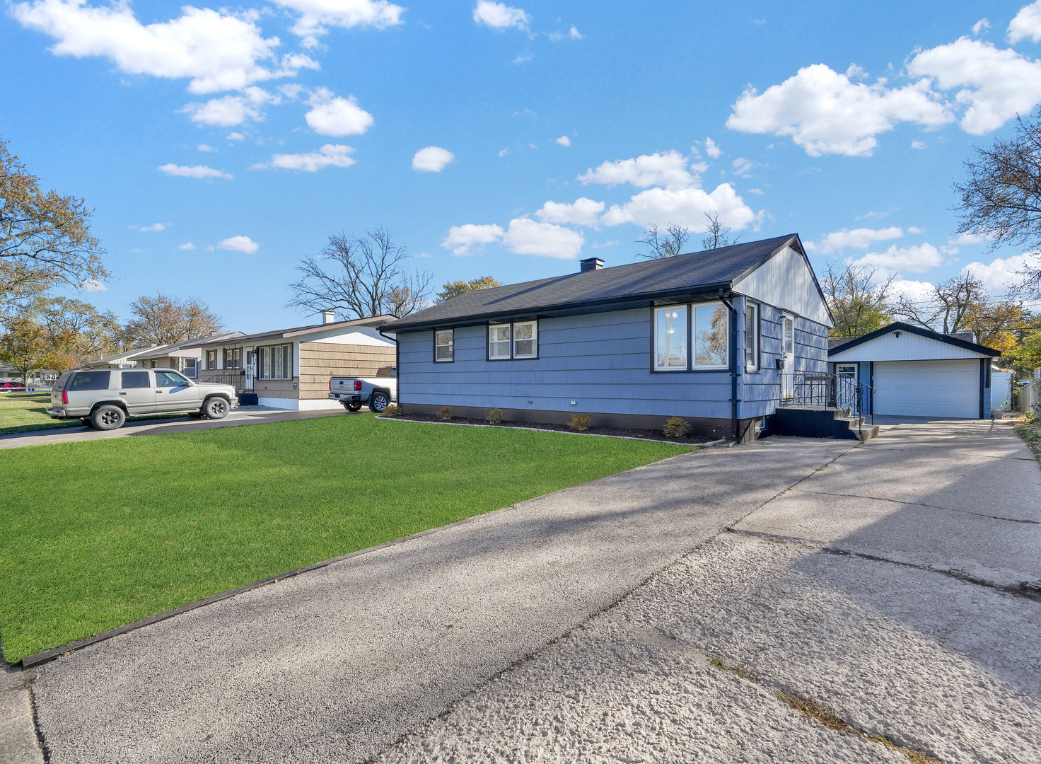 19 Mohawk Drive, Thornton, IL