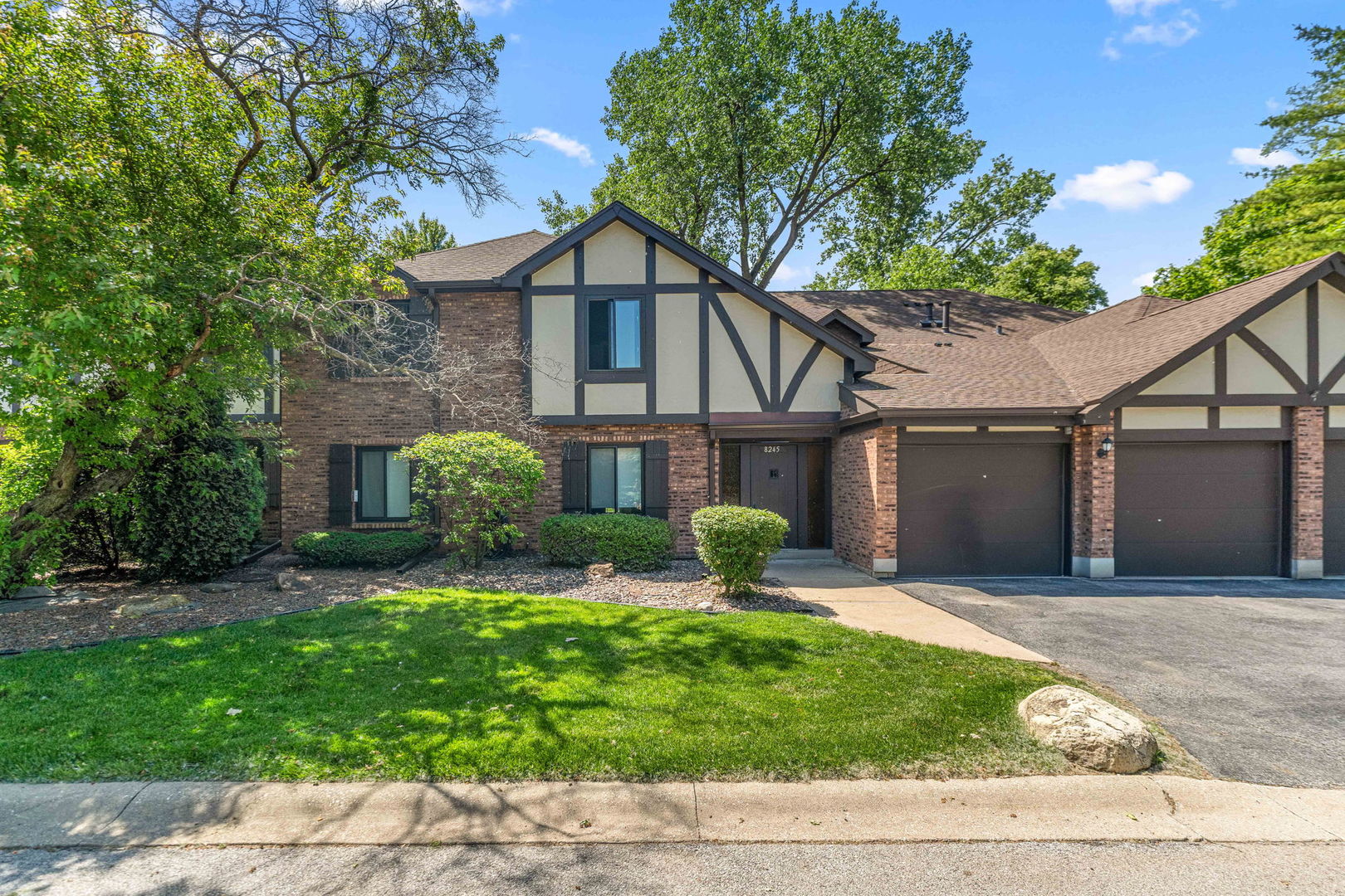 8245 Poplar Lane #5B, Palos Hills, IL