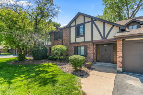 8245 Poplar Lane #5B, Palos Hills, IL