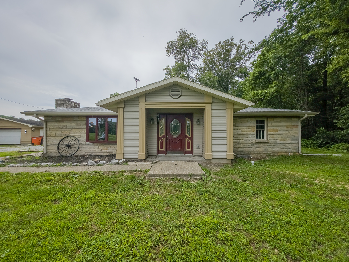 4657 Bridgeport Road, Bridgeport, IL