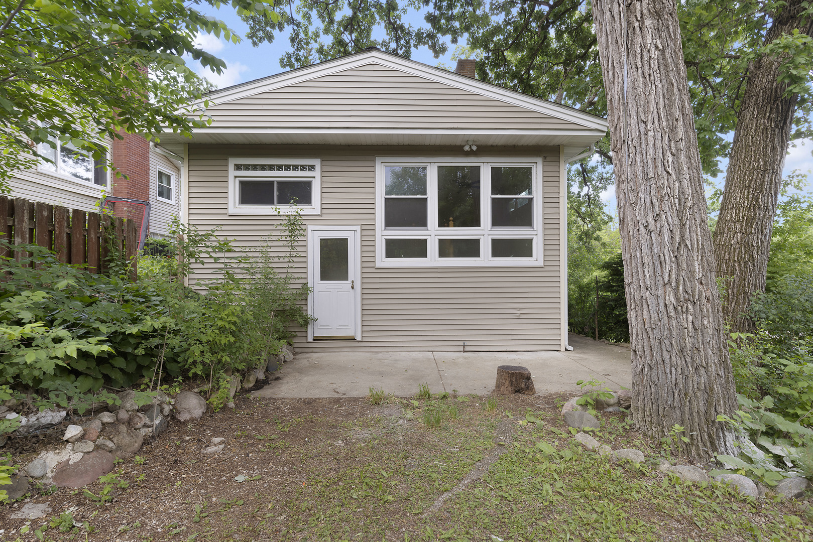 8717 Gardner Road, Fox River Grove, IL