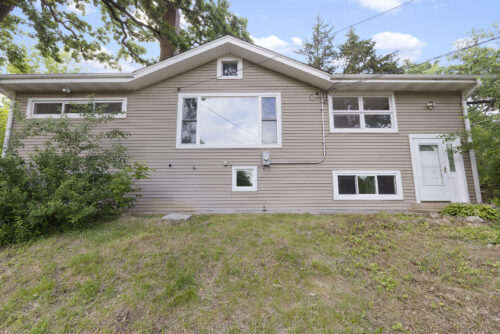 8717 Gardner Road, Fox River Grove, IL