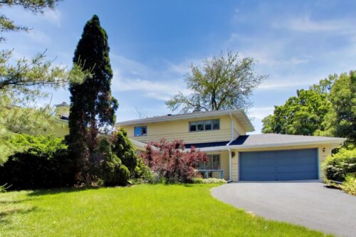 245 Ann Street, Clarendon Hills, IL