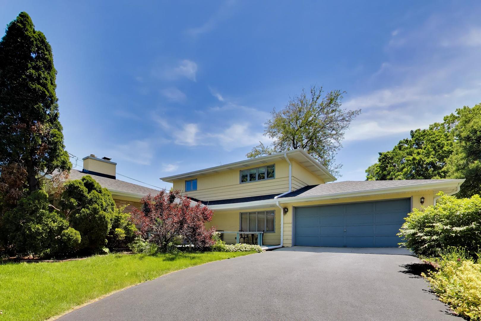 245 Ann Street, Clarendon Hills, IL