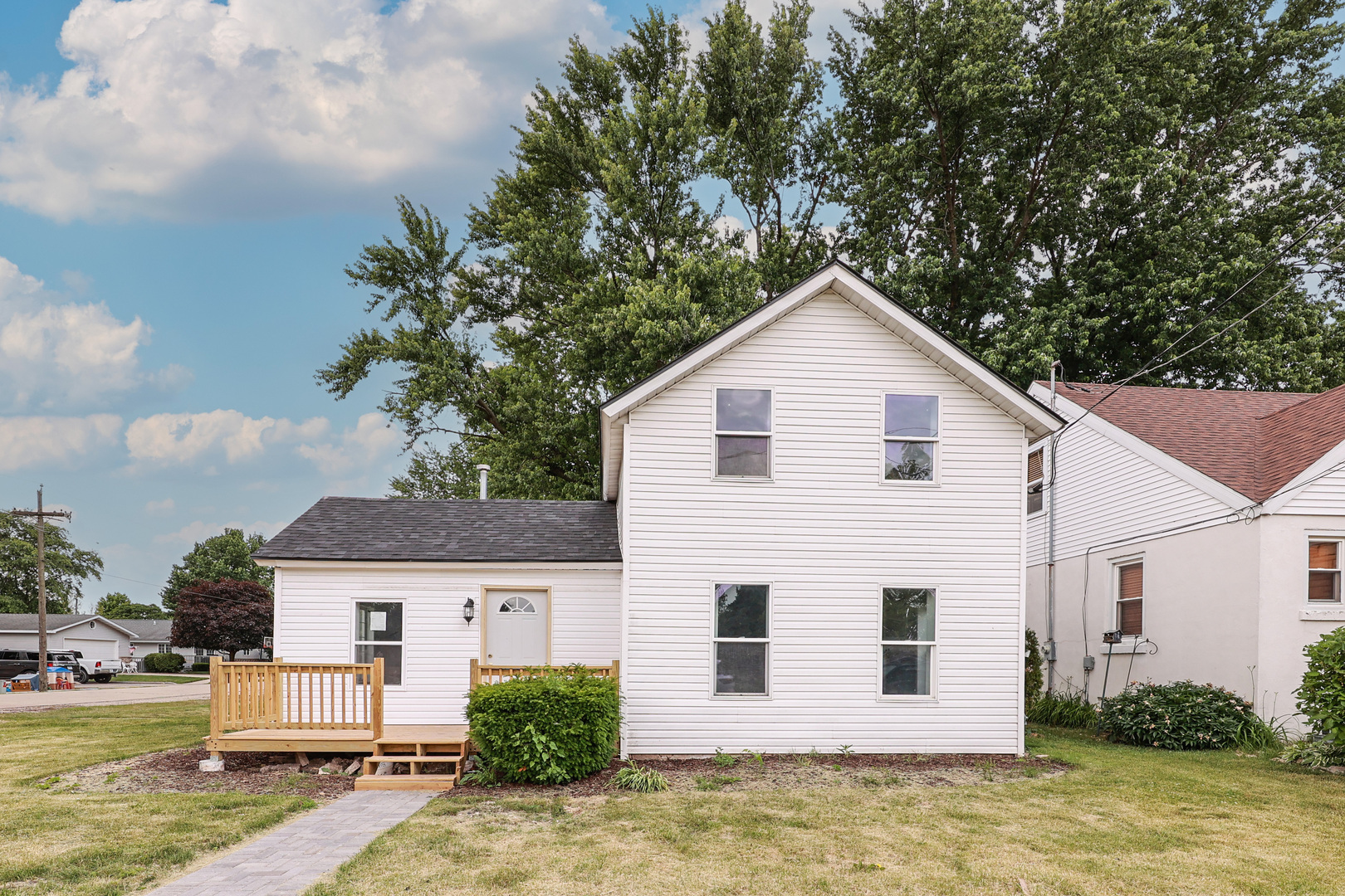 209 S Jackson Street, Gardner, IL