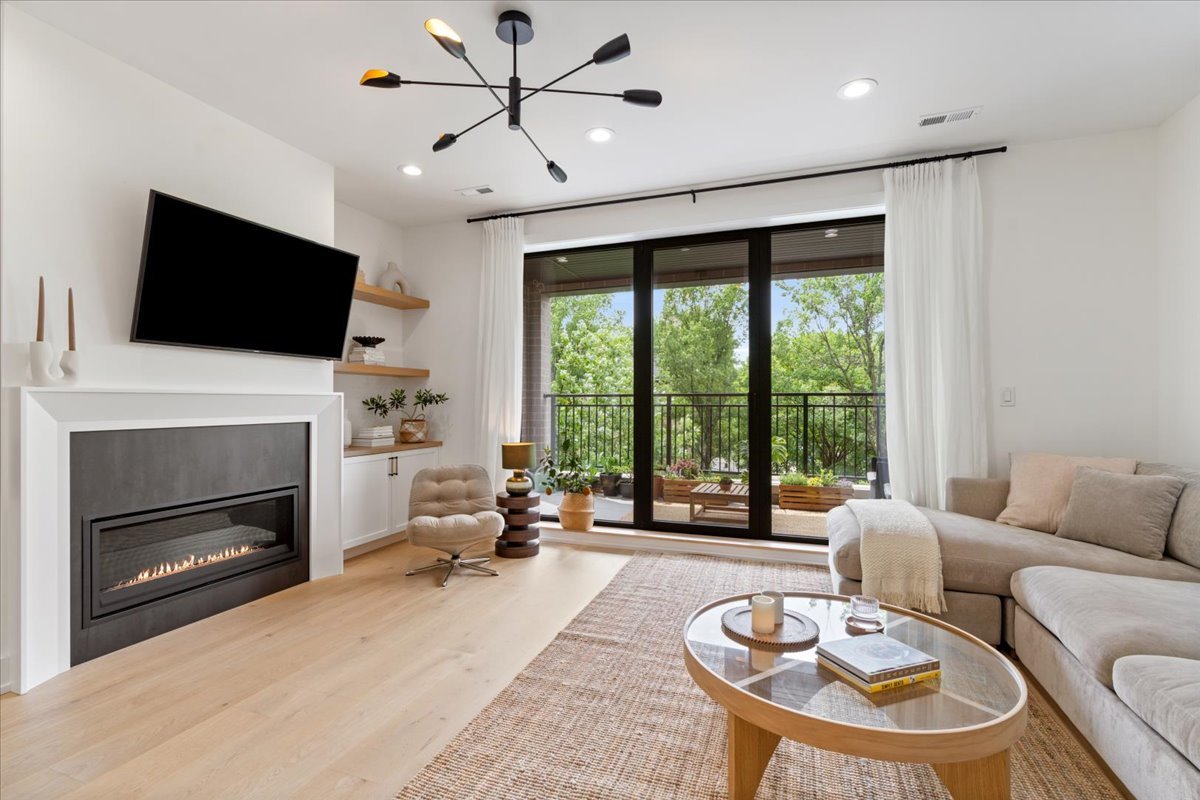 1644 W Diversey Parkway #2, Chicago, IL