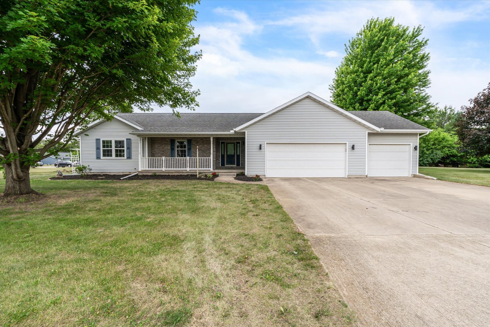 14 Quail Hollow Estate, Geneseo, IL
