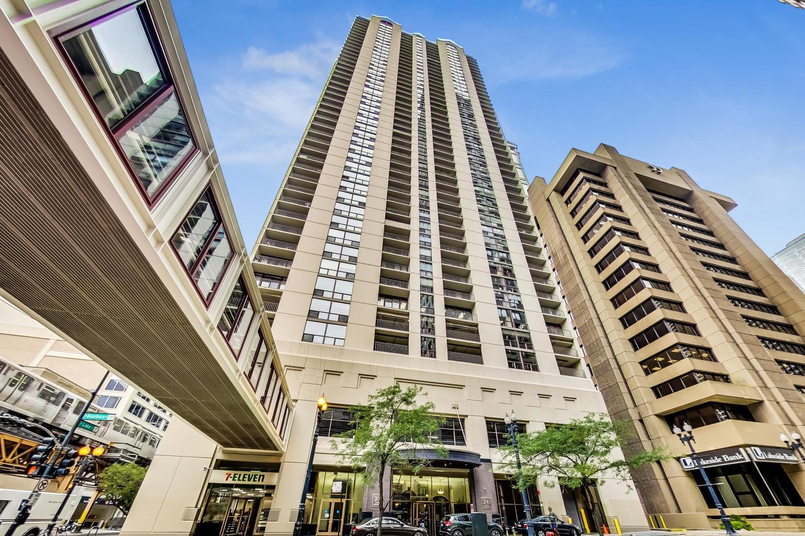 200 N Dearborn Street #804, Chicago, IL
