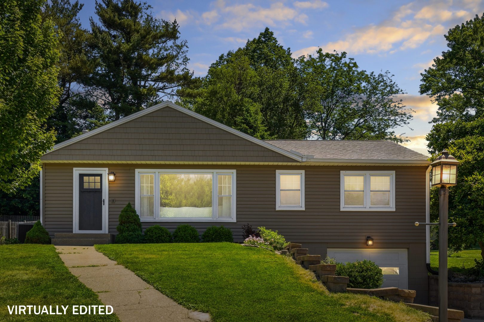 1211 7th Street, Orion, IL