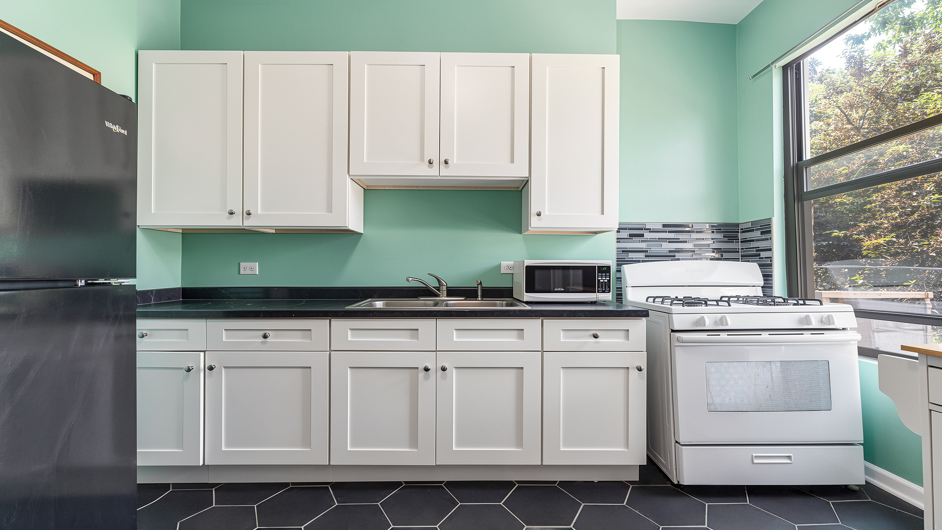 3118 W Huron Street, Chicago, IL