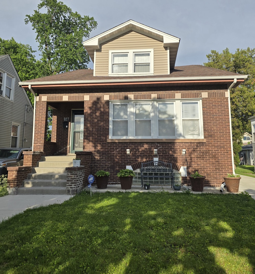 927 24th Avenue, Bellwood, IL