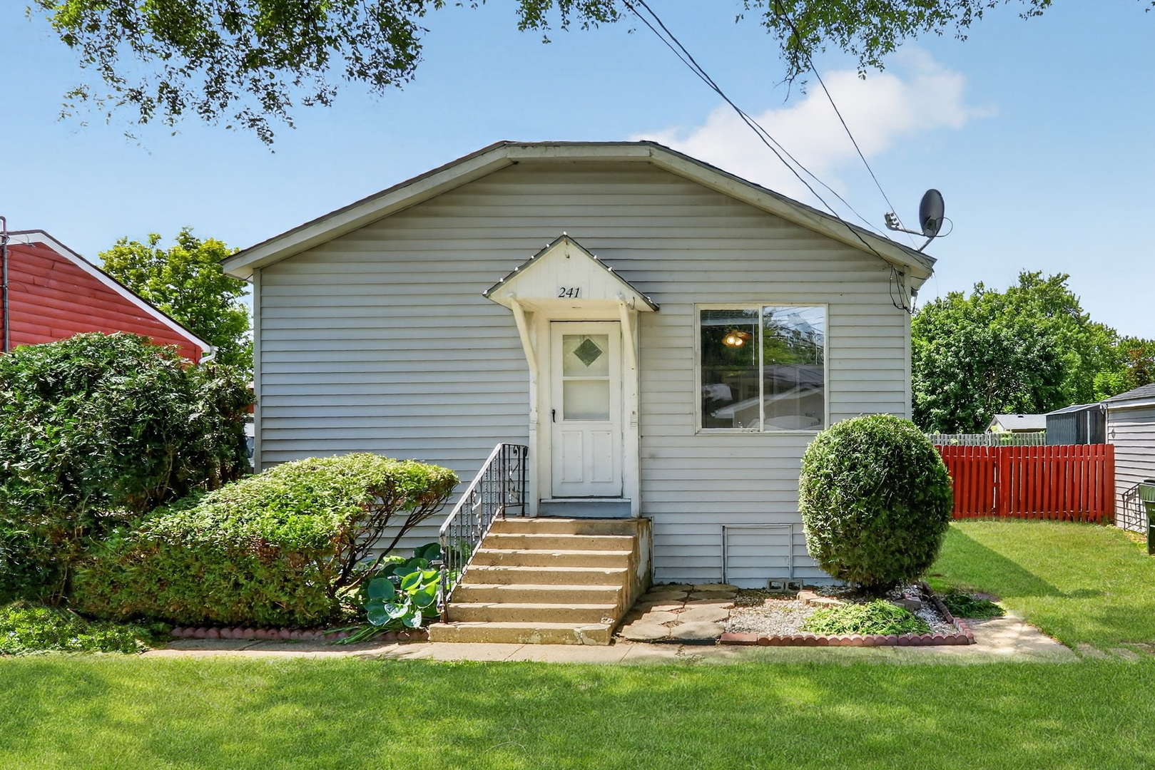 241 S HIGHLAND Drive, Lakemoor, IL