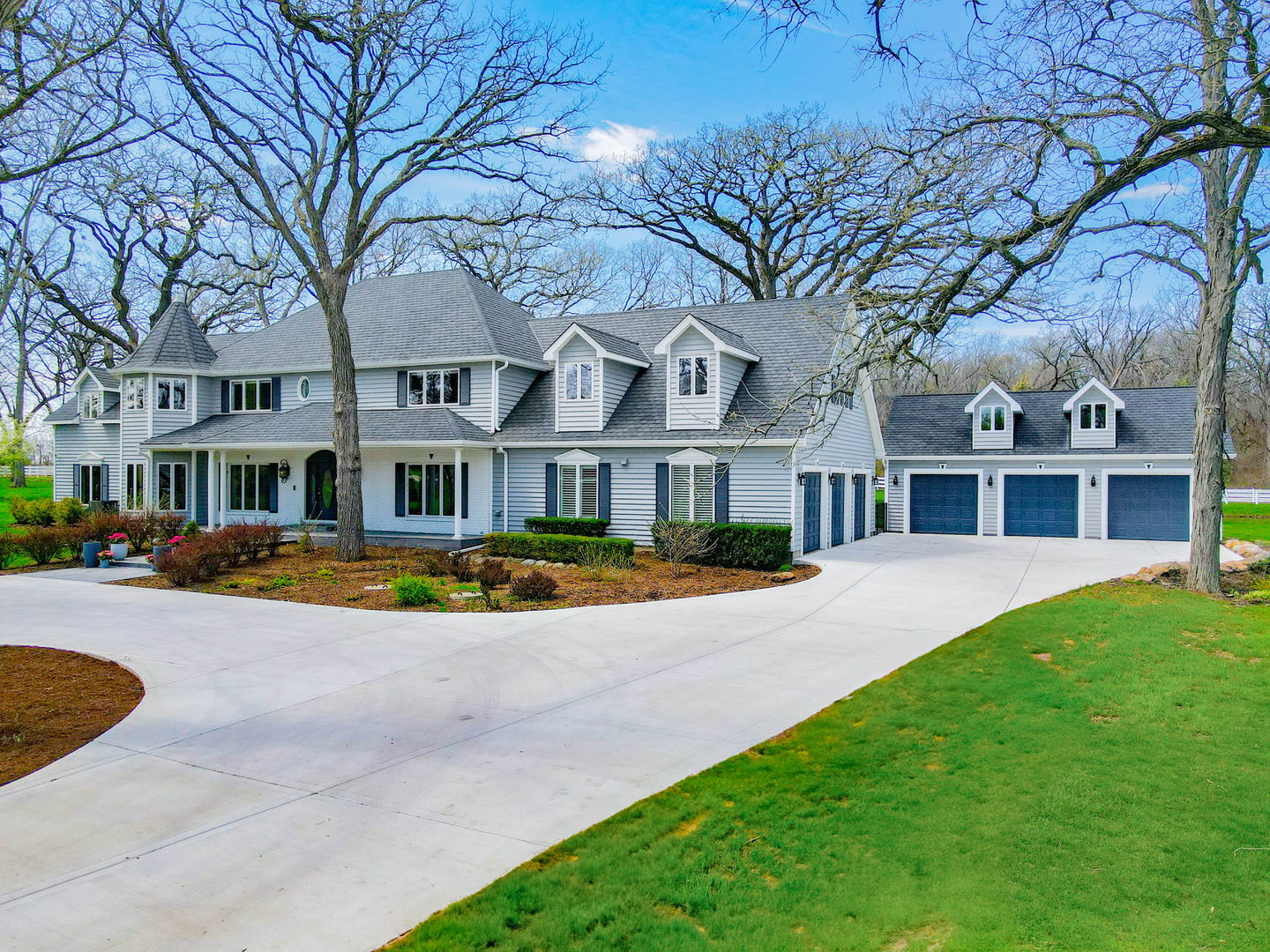 37132 N Black Velvet Lane, Wadsworth, IL