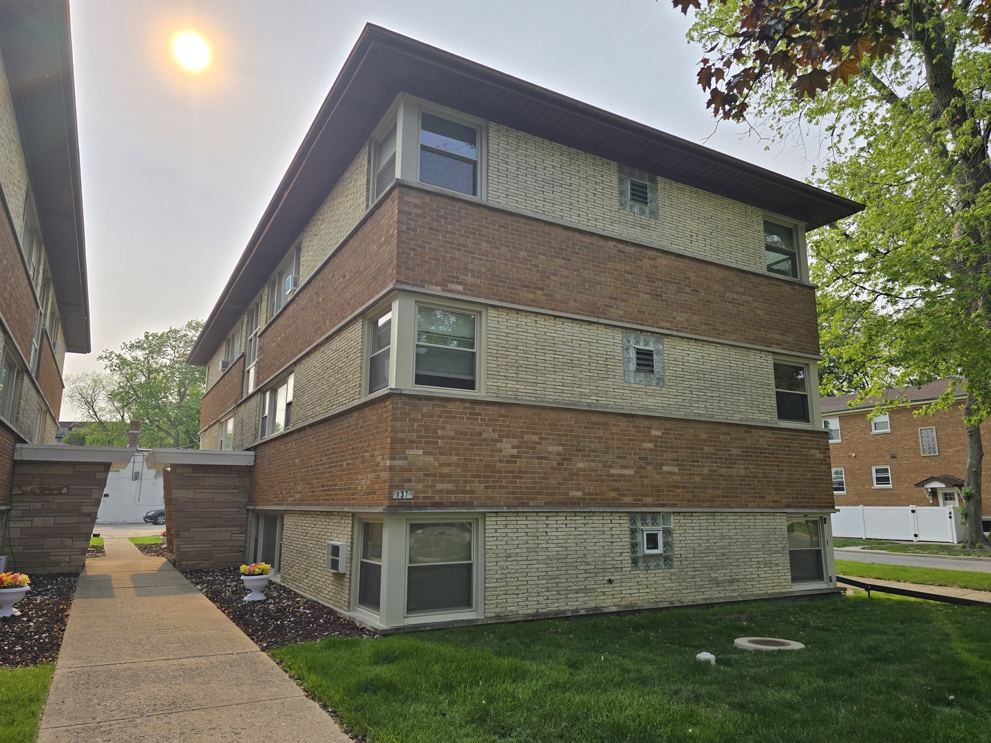 837 Lathrop Avenue #GW, Forest Park, IL