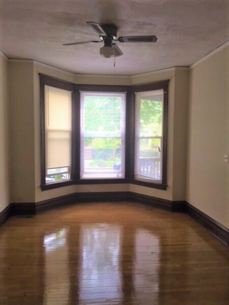 1116 W Wellington Avenue #1, Chicago, IL