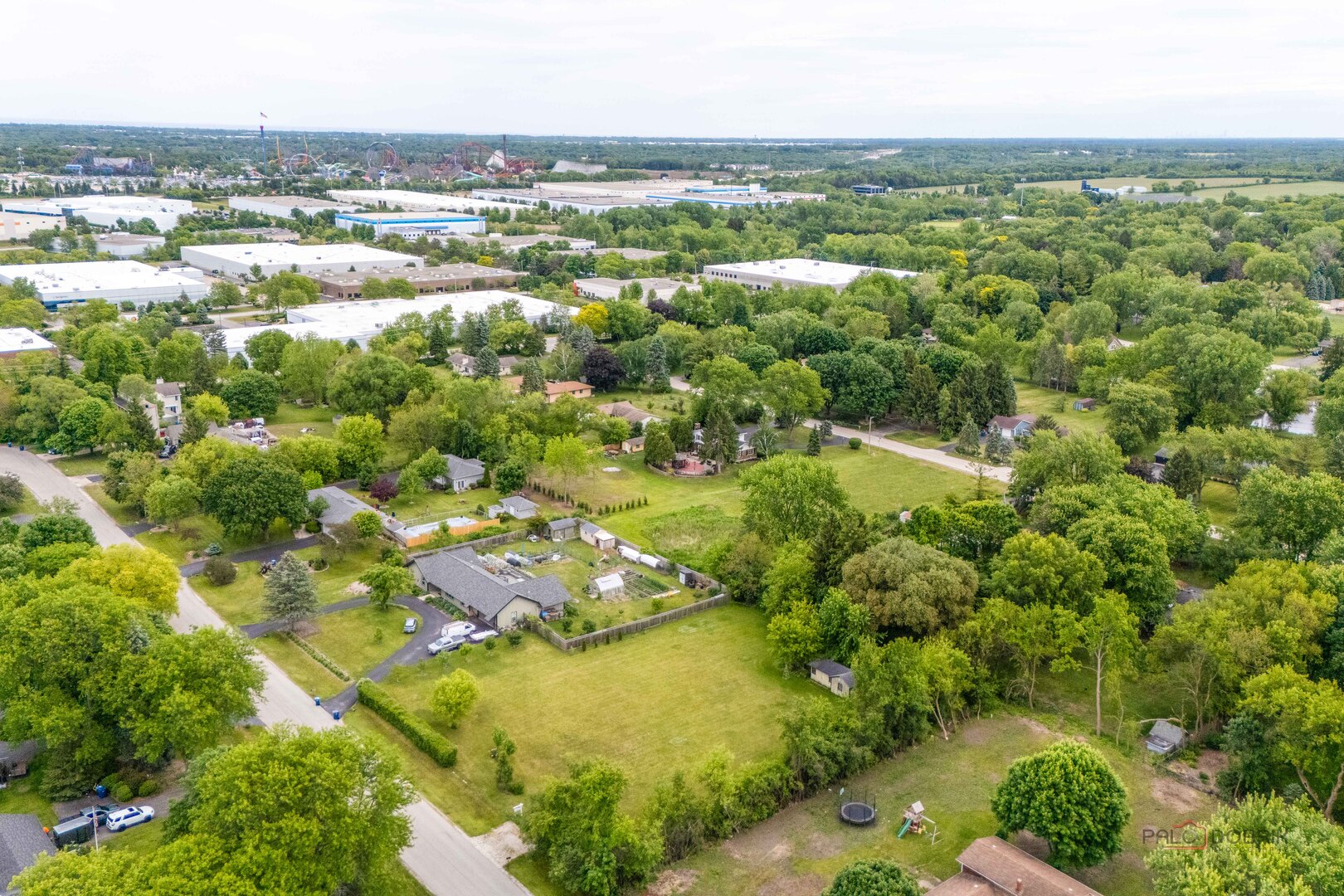 16655 W Applewood Court, Gurnee, IL