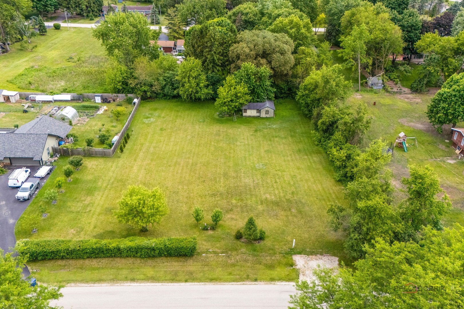 16655 W Applewood Court, Gurnee, IL
