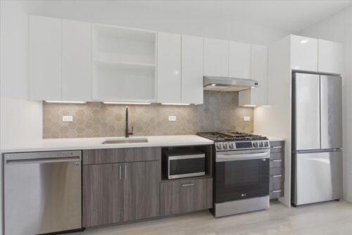 948 W Sunnyside Avenue #405, Chicago, IL