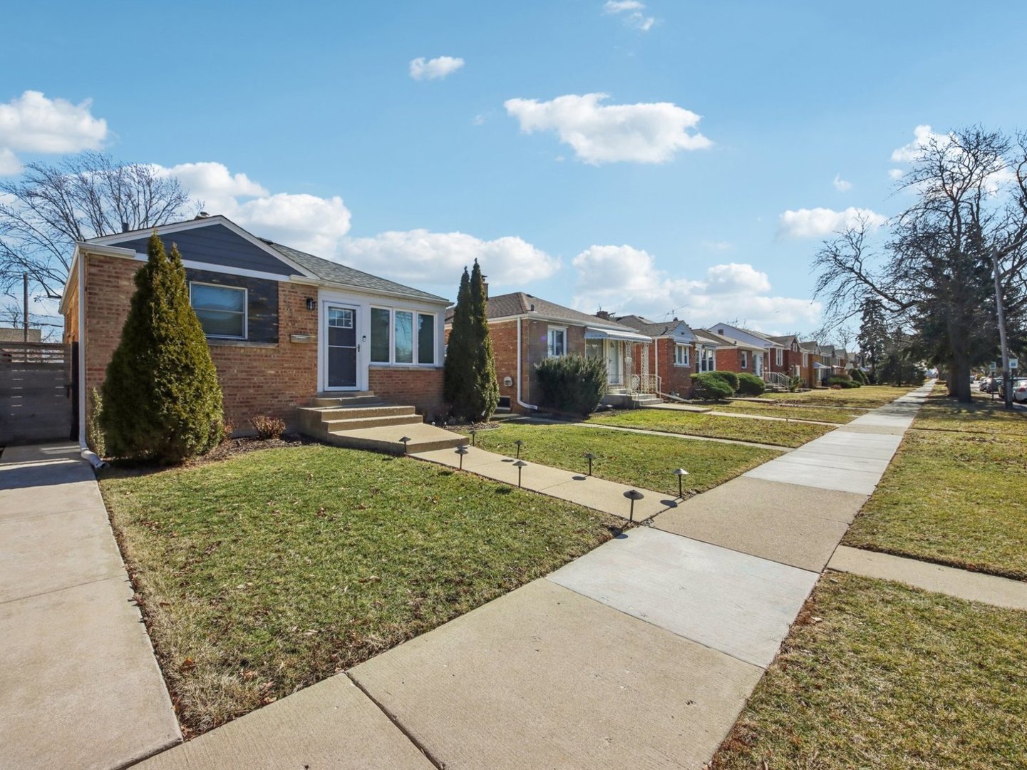 2535 West Street, River Grove, IL