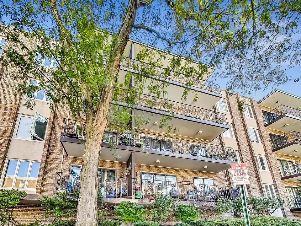 5501 Lincoln Avenue #510, Morton Grove, IL
