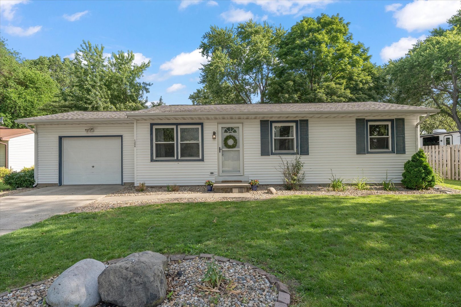 608 W Linden Street, Tolono, IL