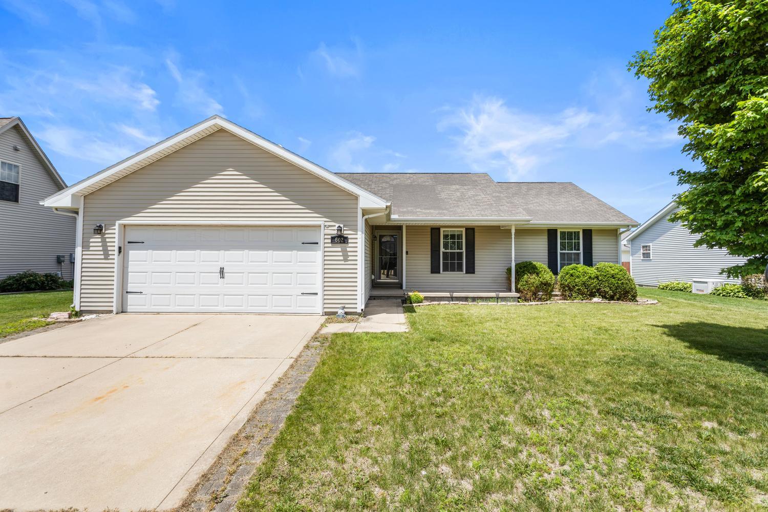602 Wingstem Drive, St. Joseph, IL