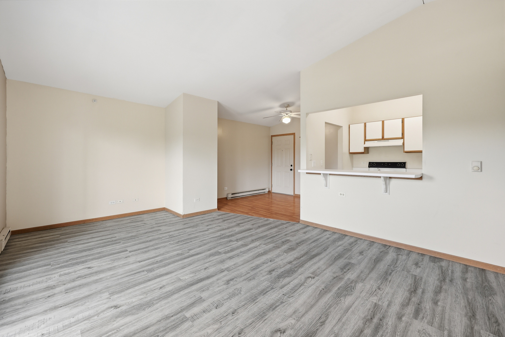 330 Leah Lane #3B, Woodstock, IL